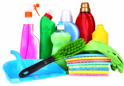 Professional upholstery cleaning for sofas and chairs in Ruislip homes