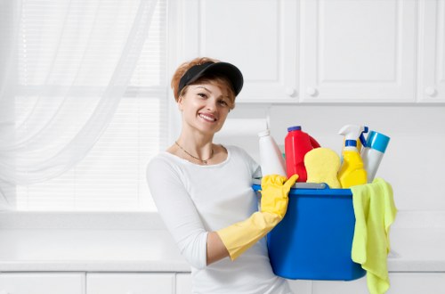 Professional move out cleaning service for a Ruislip home